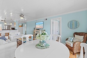 Sea Coast Gardens II 513