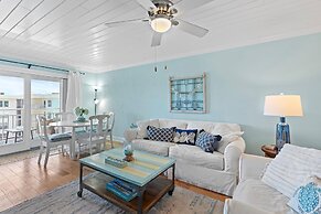 Sea Coast Gardens II 513