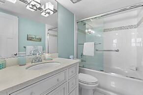 Sea Coast Gardens II 513