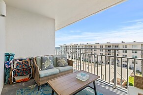 Sea Coast Gardens II 513