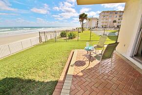 Sea Coast Gardens III 101