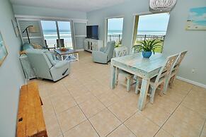 Sea Coast Gardens III 101