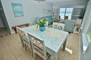 Sea Coast Gardens III 101