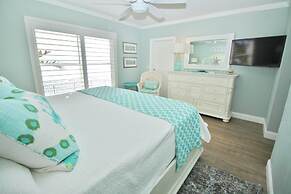 Sea Coast Gardens III 105