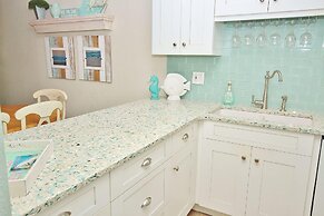 Sea Coast Gardens III 105