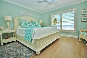 Sea Coast Gardens III 105