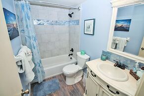 Sea Coast Gardens III 108