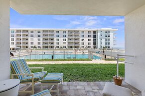 Sea Coast Gardens III 108