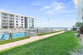 Sea Coast Gardens III 108