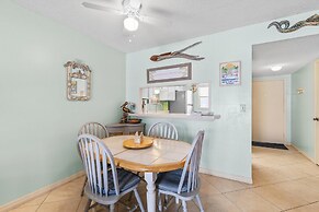 Sea Coast Gardens III 108