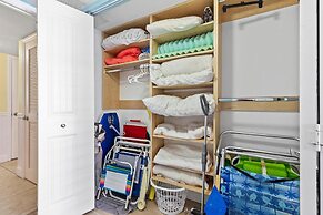 Sea Coast Gardens III 109