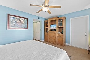 Sea Coast Gardens III 109