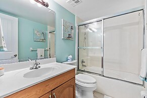 Sea Coast Gardens III 109