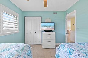 Sea Coast Gardens III 109