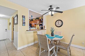 Sea Coast Gardens III 109