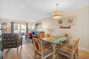 Sea Coast Gardens III 110