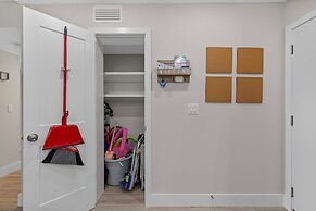 Sea Coast Gardens III 111