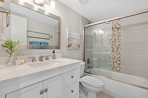 Sea Coast Gardens III 111