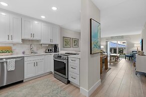 Sea Coast Gardens III 111