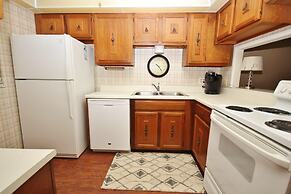 Sea Coast Gardens III 111