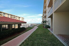 Sea Coast Gardens III 112