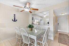 Sea Coast Gardens III 112