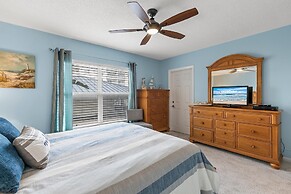 Sea Coast Gardens III 112