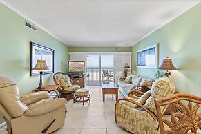 Sea Coast Gardens III 203