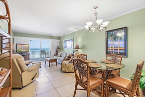 Sea Coast Gardens III 203