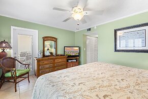 Sea Coast Gardens III 203