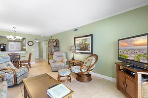 Sea Coast Gardens III 203