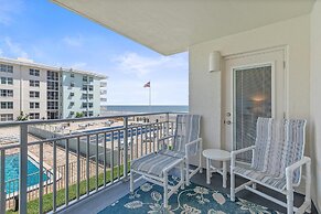 Sea Coast Gardens III 207