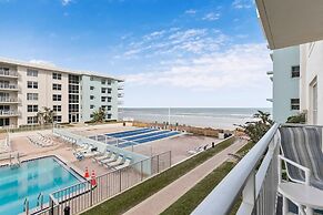 Sea Coast Gardens III 207