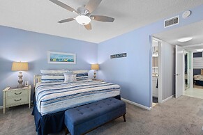 Sea Coast Gardens III 207