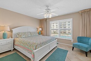 Sea Coast Gardens III 208