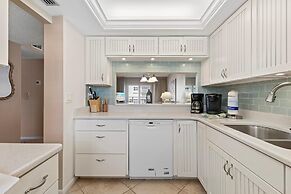 Sea Coast Gardens III 208