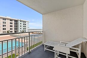 Sea Coast Gardens III 208