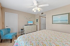 Sea Coast Gardens III 208