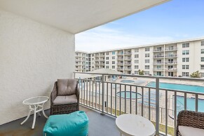 Sea Coast Gardens III 209