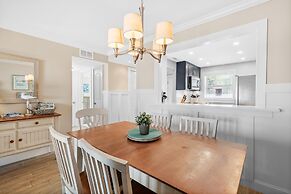 Sea Coast Gardens III 209