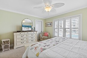 Sea Coast Gardens III 209