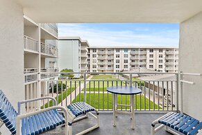 Sea Coast Gardens III 214