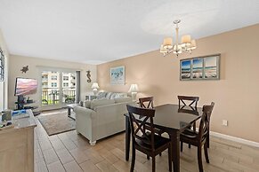 Sea Coast Gardens III 214