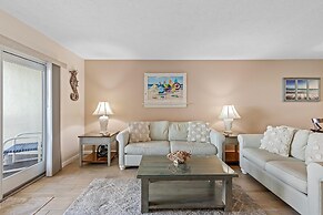 Sea Coast Gardens III 214