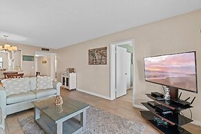 Sea Coast Gardens III 214