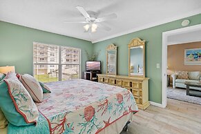 Sea Coast Gardens III 214