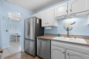 Sea Coast Gardens III 215