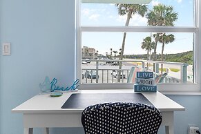 Sea Coast Gardens III 215