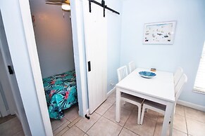 Sea Coast Gardens III 215