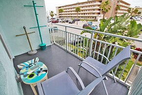 Sea Coast Gardens III 215